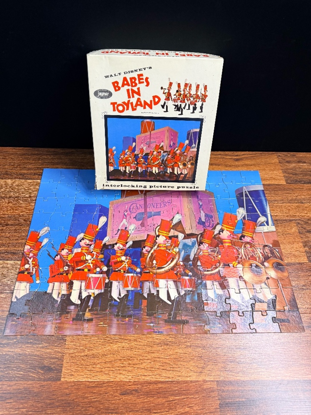 JAYMAR WALT DISNEY’S Babes in Toyland “March of the Toys” Puzzle